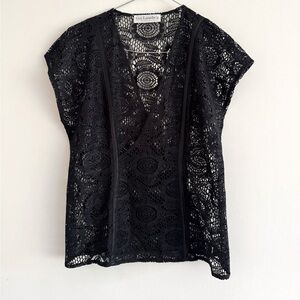 Vintage 1980s–90s Guy Laroche Paris Black Lace Top‎ Size 42 (small)